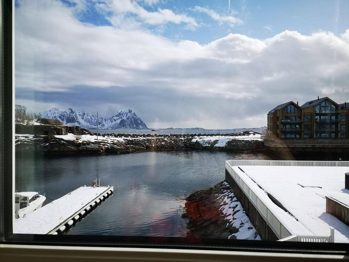 Rorbuene Svolvaer Havn Villa Exterior photo